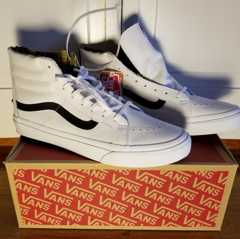 SK8- Hi Slim White Zip-Up Vans (Hard to Find)